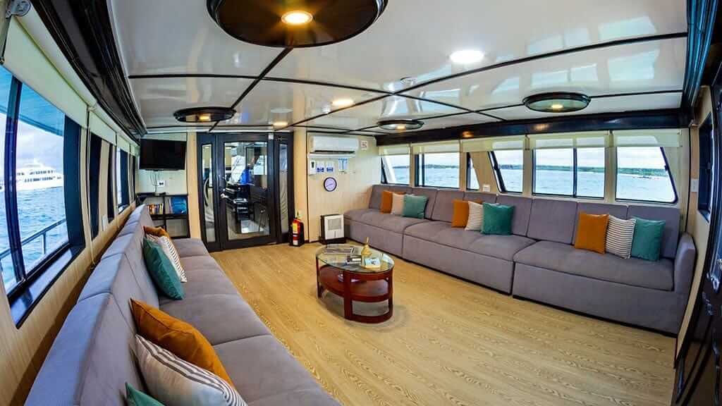 Monserrate Yacht - Imagen 5